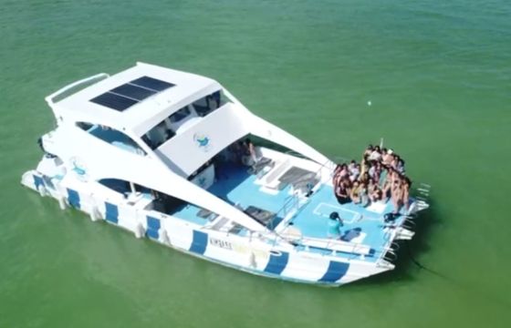 Ferretti Altura 690