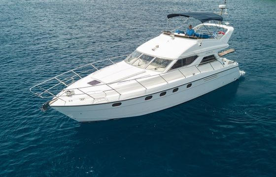 Azimut 47