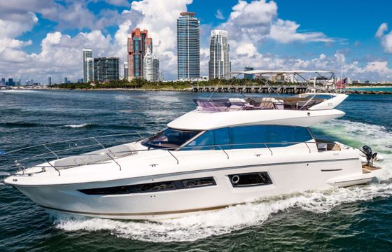 Prestige Yachts Whisky and Waves