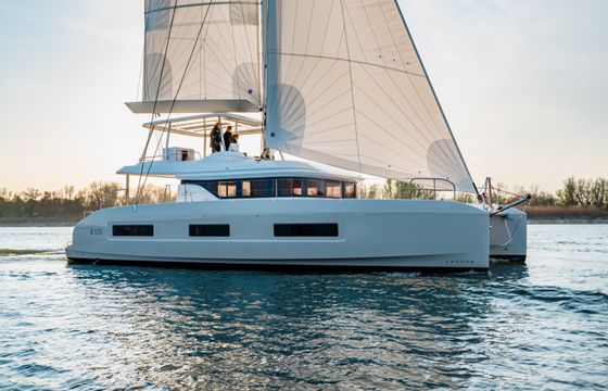 Lagoon 55
