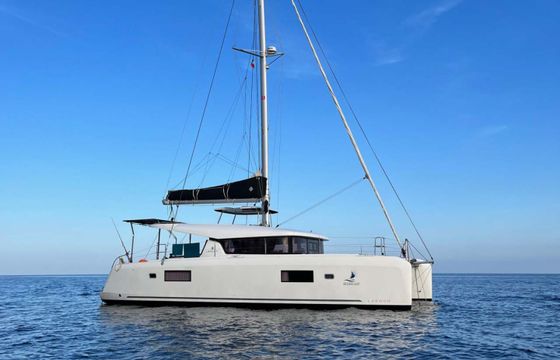 Lagoon 42