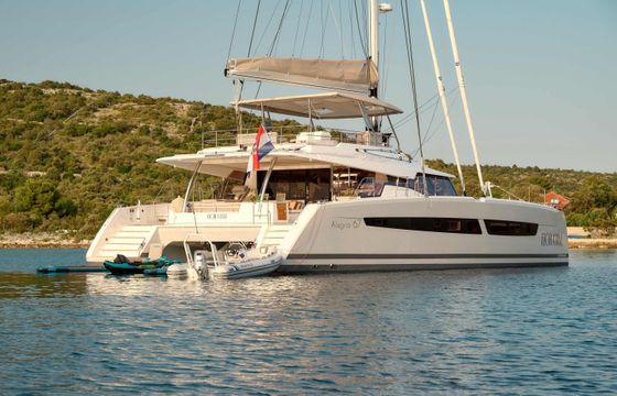 Fountaine Pajot Alegria 67