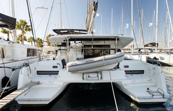 Lagoon 42