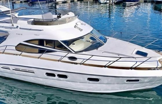 Sealine F425