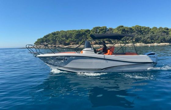 Jeanneau 755