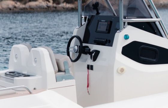 Capelli 900 Open 300 HP