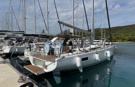 Bénéteau First 44