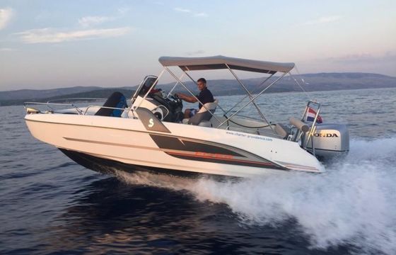 Bénéteau Beneteau Flyer 6.6 SpaceDeck