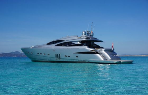 Pershing 90