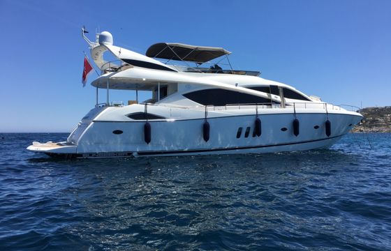 Sunseeker Yacht 75