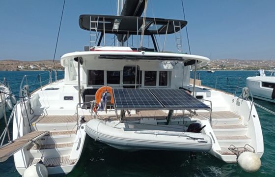 Lagoon 450 F