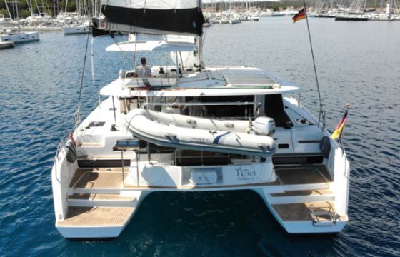 Lagoon 42