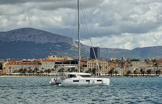 Lagoon 46