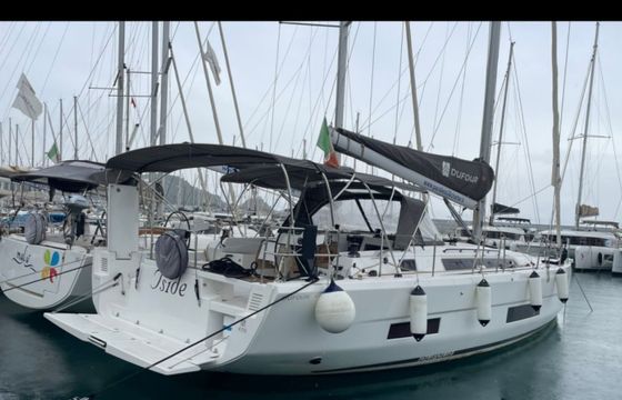 Dufour 470