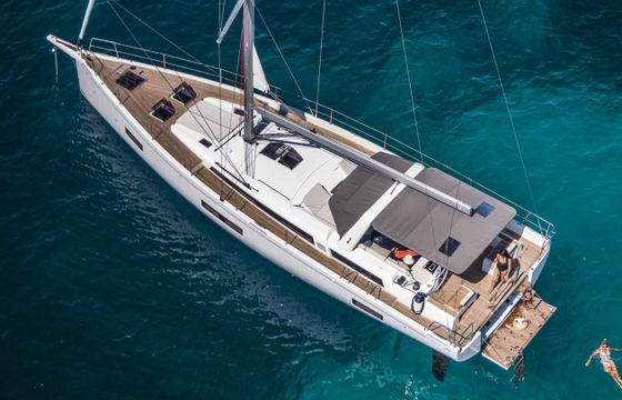 Bénéteau Oceanis Yacht 54