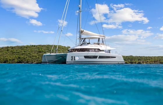 Fountaine Pajot PLUS 10