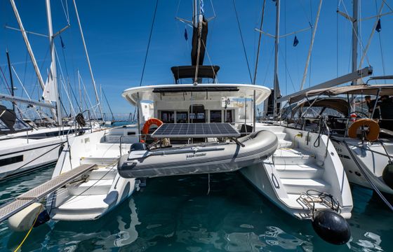Lagoon 450 F