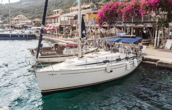 Bavaria 33