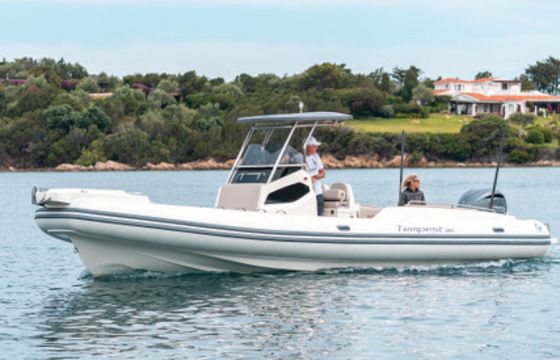 Capelli 900 Open 300 HP