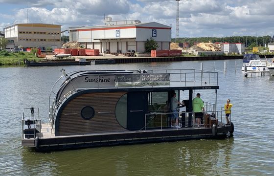 Nautilus Hausboote Apartmentboot maxi