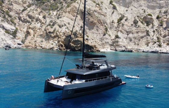 Moon Yacht Arctic Moon