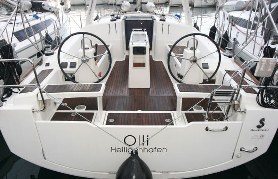 Bénéteau Oceanis 38