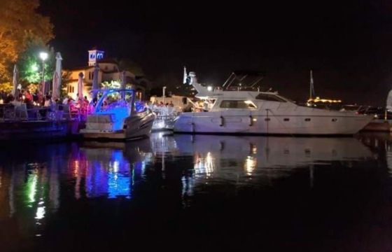 Ferretti Altura 45 Fly