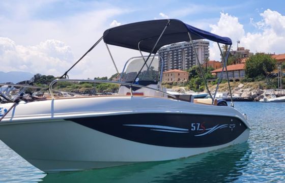 Trimarchi 57 S