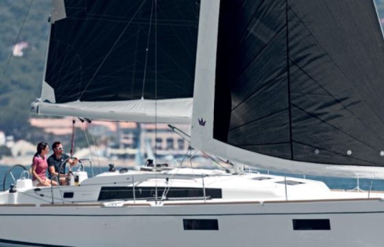 4 Oceanis 38 deriveur