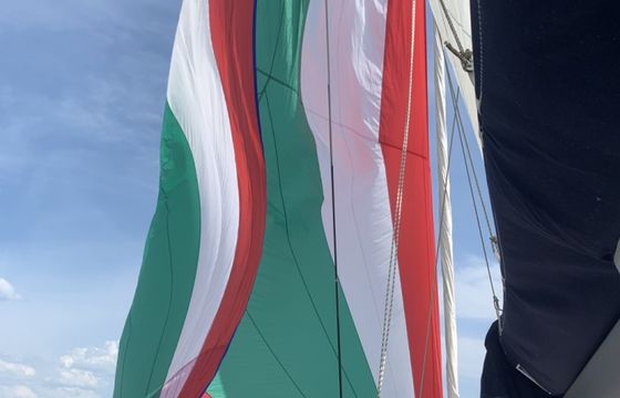 Hunter 35.5 Legend