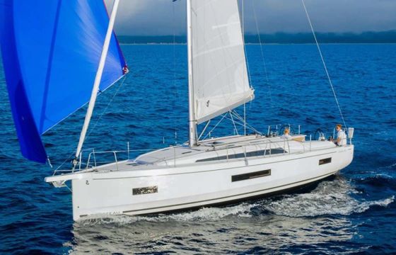 Bénéteau Oceanis 40.1 Electric