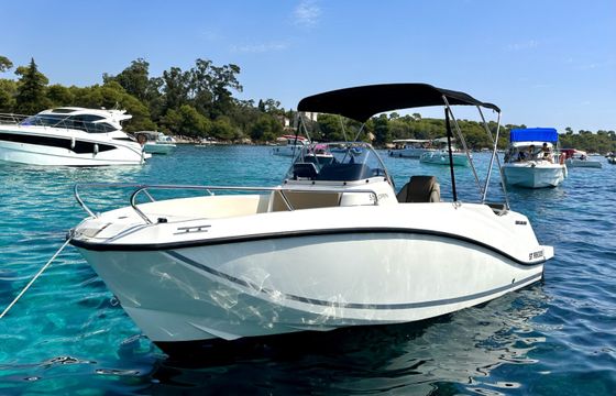 Quicksilver 555 Activ Open