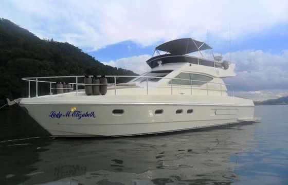 Ferretti 43