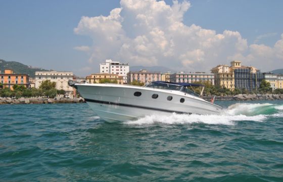 Tornado 38 Flush Deck
