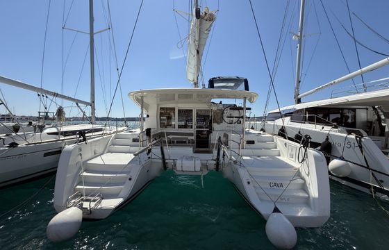 Lagoon 39
