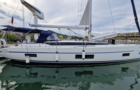 Bavaria C45 Holiday