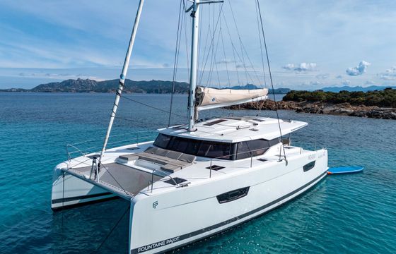 Fountaine Pajot Astrea 42