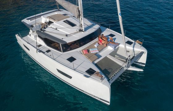 Fountaine Pajot Astrea 42