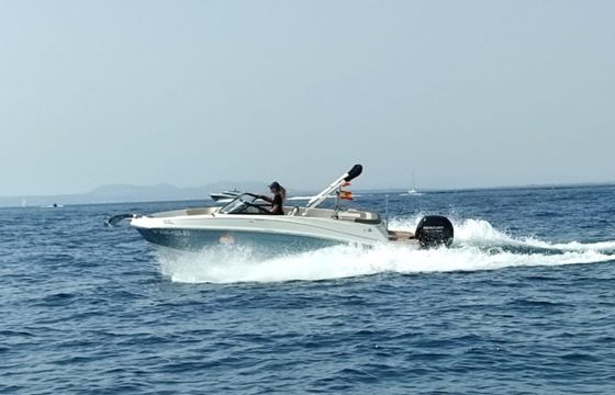 Bayliner VR5 OB
