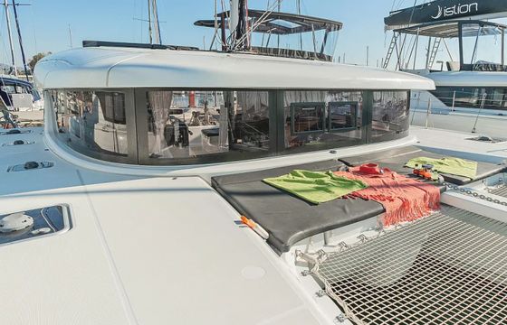 Lagoon 42