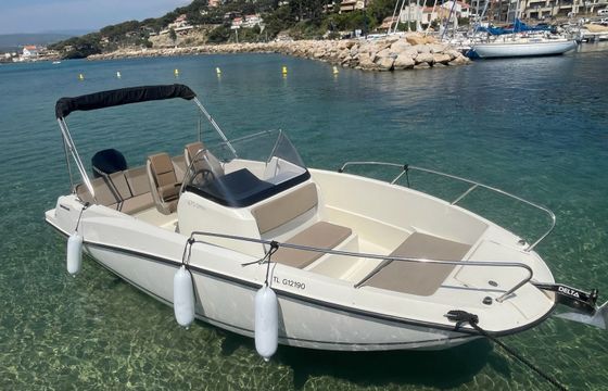 Quicksilver Activ 675 Open
