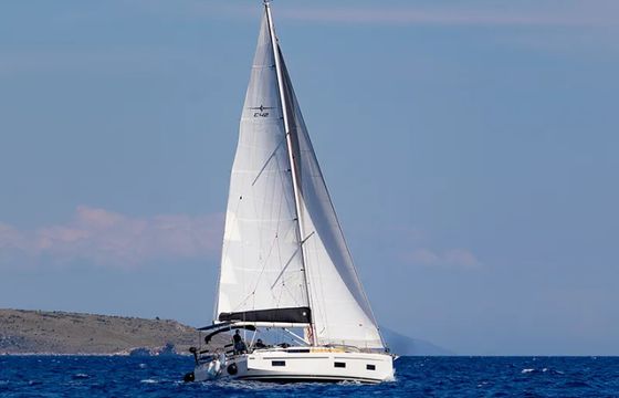 Bavaria C42