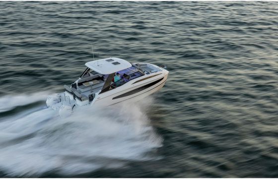Aquila 32 Sport