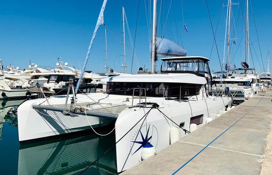 Lagoon 42