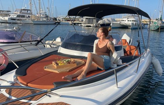 Poluesterboat Moreon750