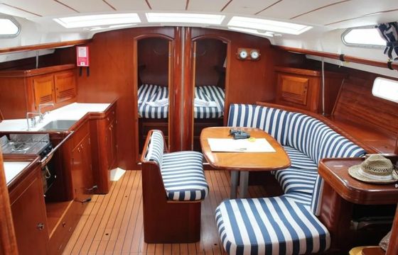 Bénéteau Oceanis 473