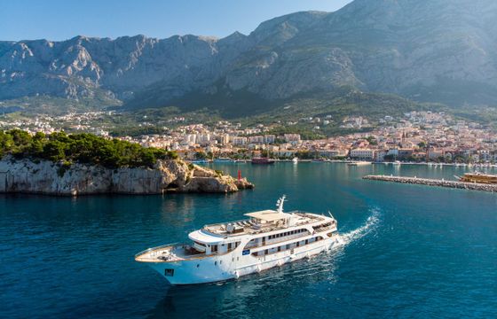 Luxury Motor Yacht
