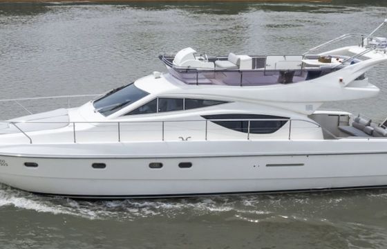 Ferretti 460