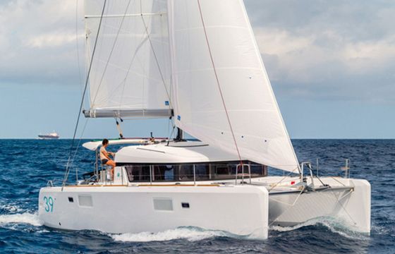 Lagoon 39