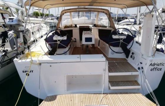Dufour 430 Grand Large